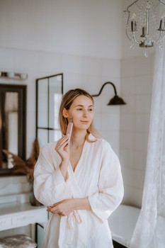 Beautifly Scrub Slim Blush, urządzenie do peelingu kawitacyjnego, 1 szt.