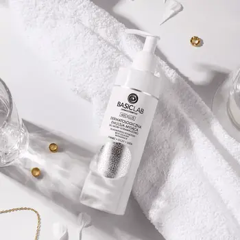 BasicLab Micellis, dermatologiczna emulsja myjąca do skóry ultrawrażliwej, 300 ml
