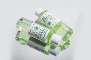 APLB AHA BHA PHA Centella Facial Toner, tonik oczyszczający do twarzy z kwasami i wąkrotą, 160 ml