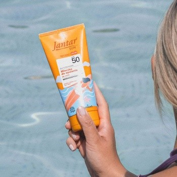 Farmona Jantar Sun, bursztynowe wodoodporne mleczko do opalania SPF 50, 200 ml