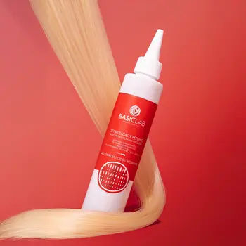 BasicLab Trichologis, stymulujący peeling przeciw wypadaniu włosów, 150 ml