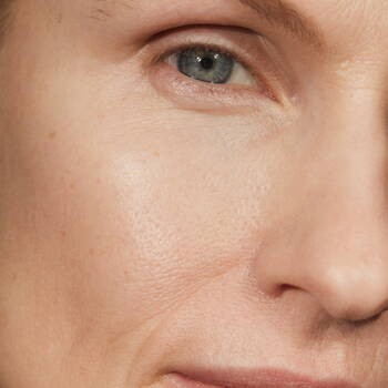 Madara Air Equal Soft Silk Mineral Powder, puder mineralny, Translucent, 9 g