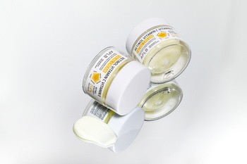 APLB Retinol Vitamin C Vitamin E Facial Cream, krem przeciwzmarszczkowy do twarzy z retinolem oraz witaminami C i E, 55 ml