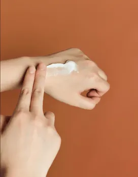 Skin1004 Probio-Cica Enrich Cream, bogaty krem wzmacniający barierę skóry, 15 ml